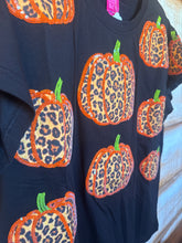 Load image into Gallery viewer, QOS Leopard Pumpkin
