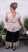 Load image into Gallery viewer, Soft Spoken oatmeal top back modeled
